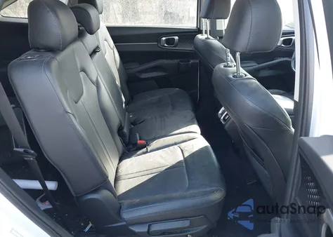 2021 Kia Sorento S z USA, uszkodzony, nr VIN 5XYRLDLCXMG004052